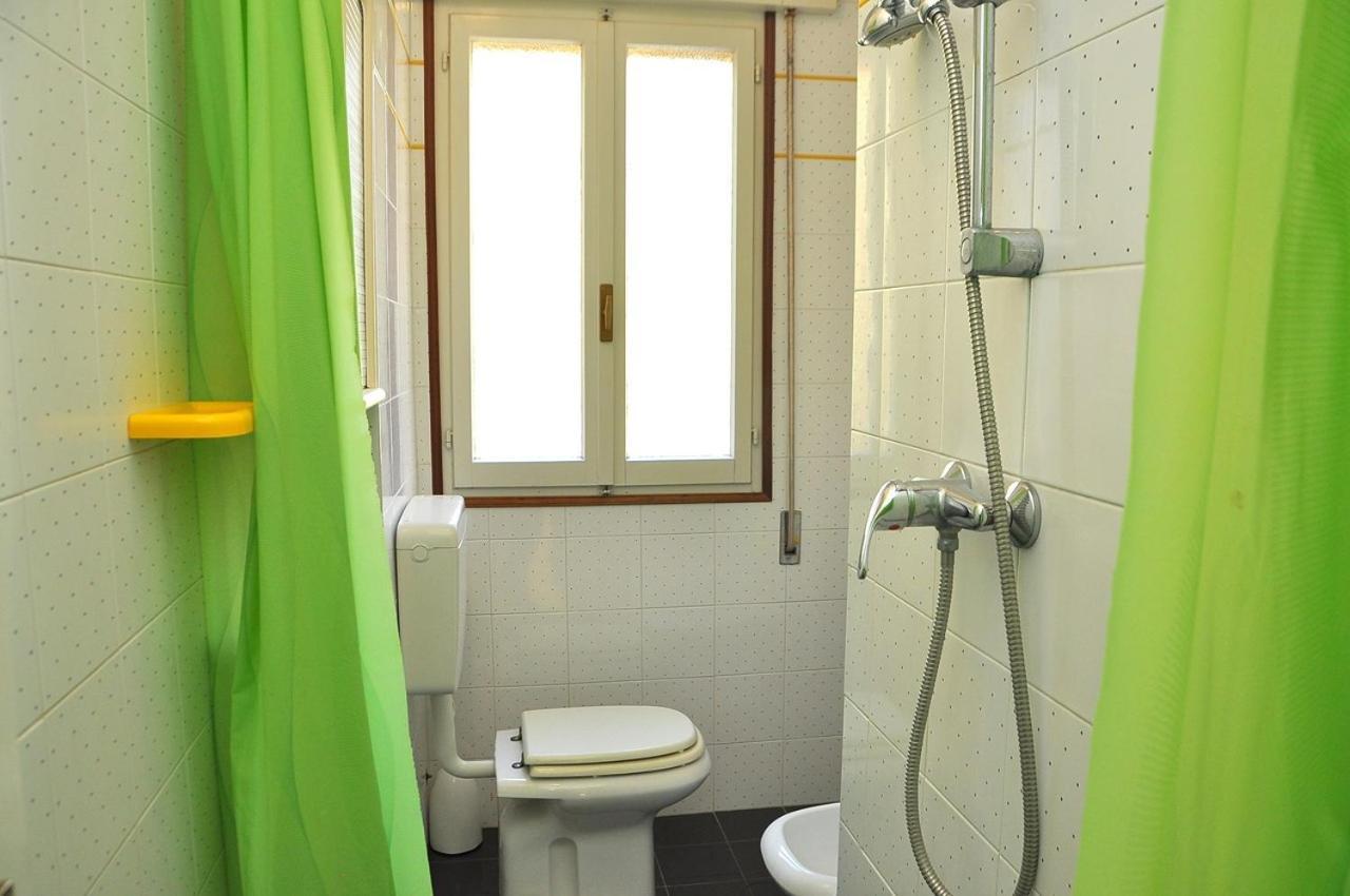 Nice Two-Bedroom Apartment 150M From The Beach Bibione Esterno foto