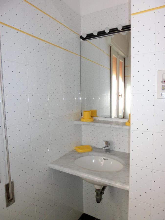 Nice Two-Bedroom Apartment 150M From The Beach Bibione Esterno foto