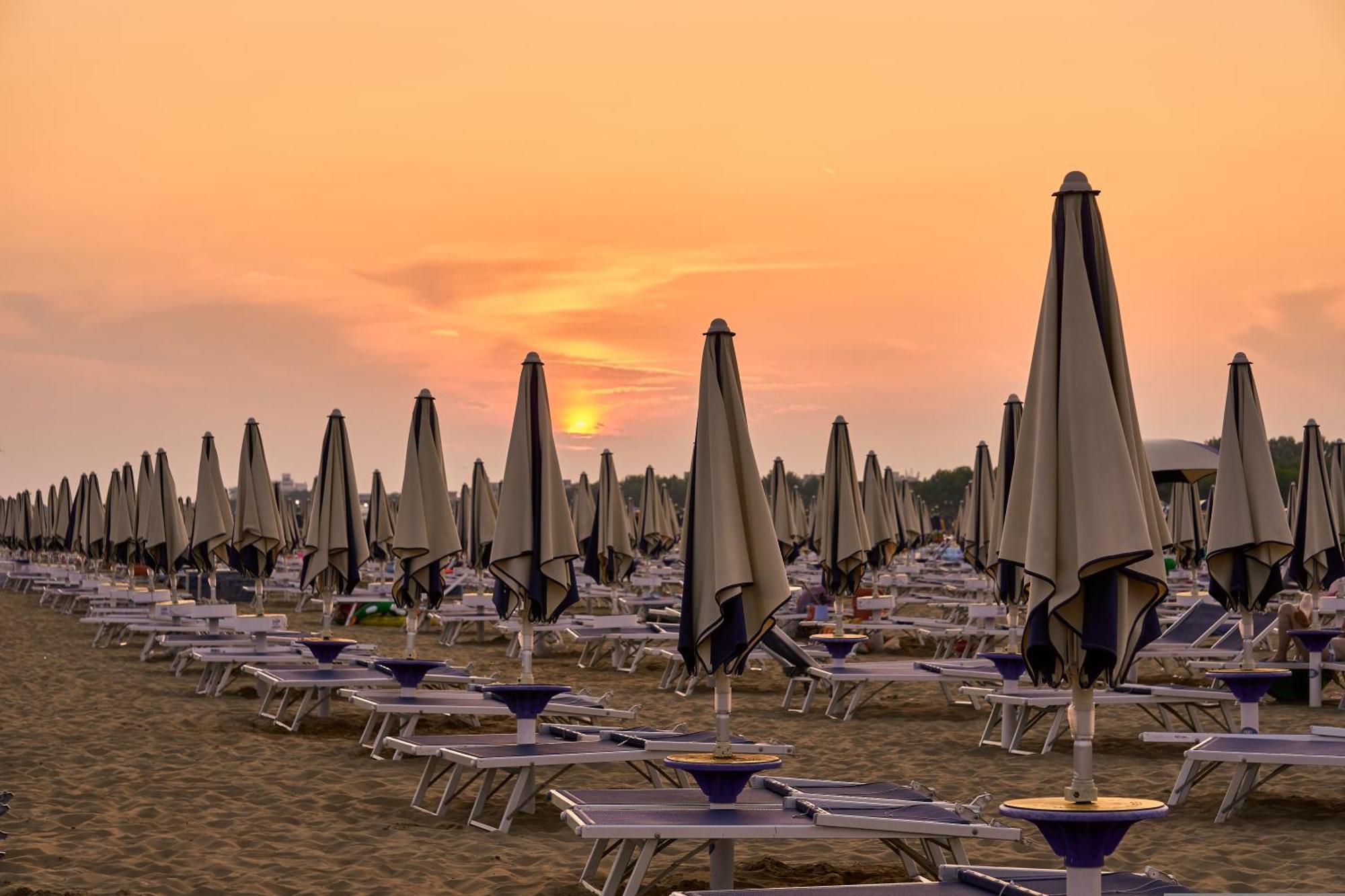 Nice Two-Bedroom Apartment 150M From The Beach Bibione Esterno foto