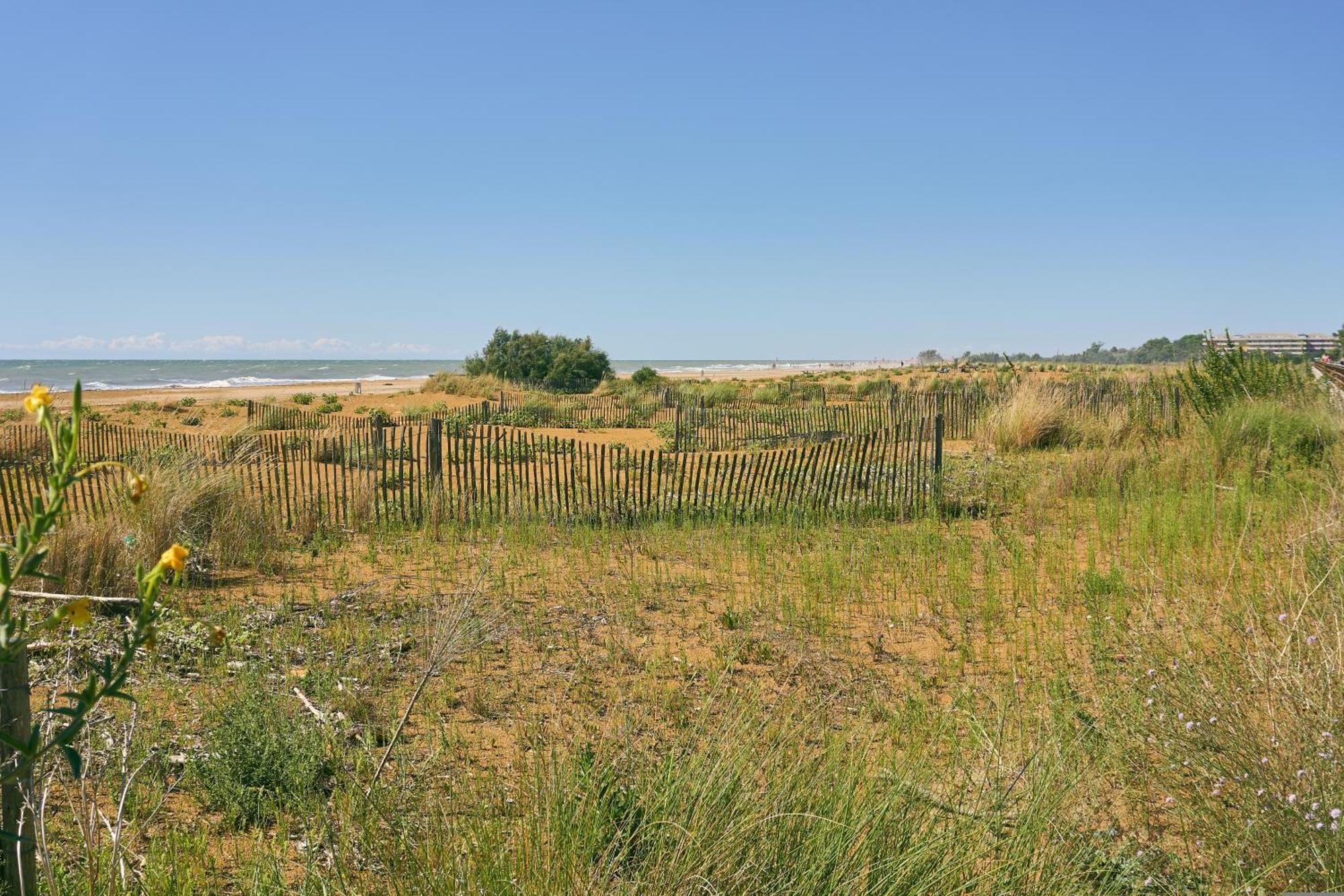 Nice Two-Bedroom Apartment 150M From The Beach Bibione Esterno foto